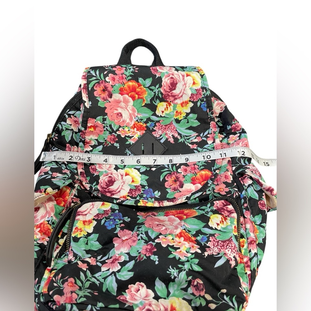 Steve Madden Floral Black Multicolored Zippered Pocket Backpack Women’s GUC - Picture 14 of 15